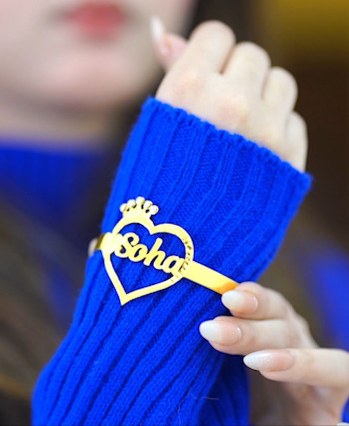 Queen Heart Bangle for Women – Elegant Adjustable Bracelet, Perfect Gift for Her